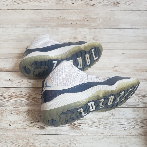 Jordan 11 Retro BP Sneakers size 1Y - Picture 5 of 6